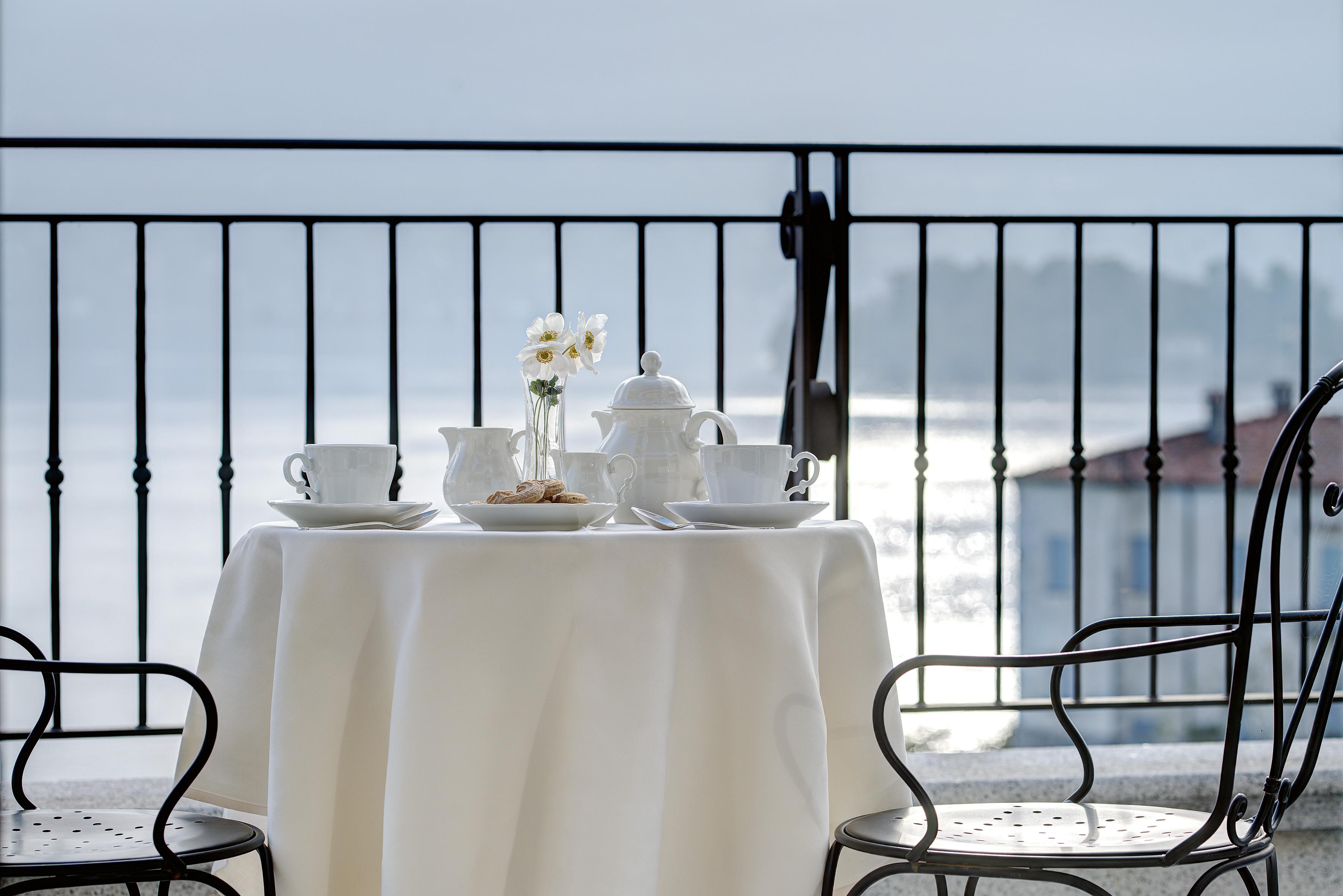 Grand Hotel Majestic แวร์บาเนีย ภายนอก รูปภาพ