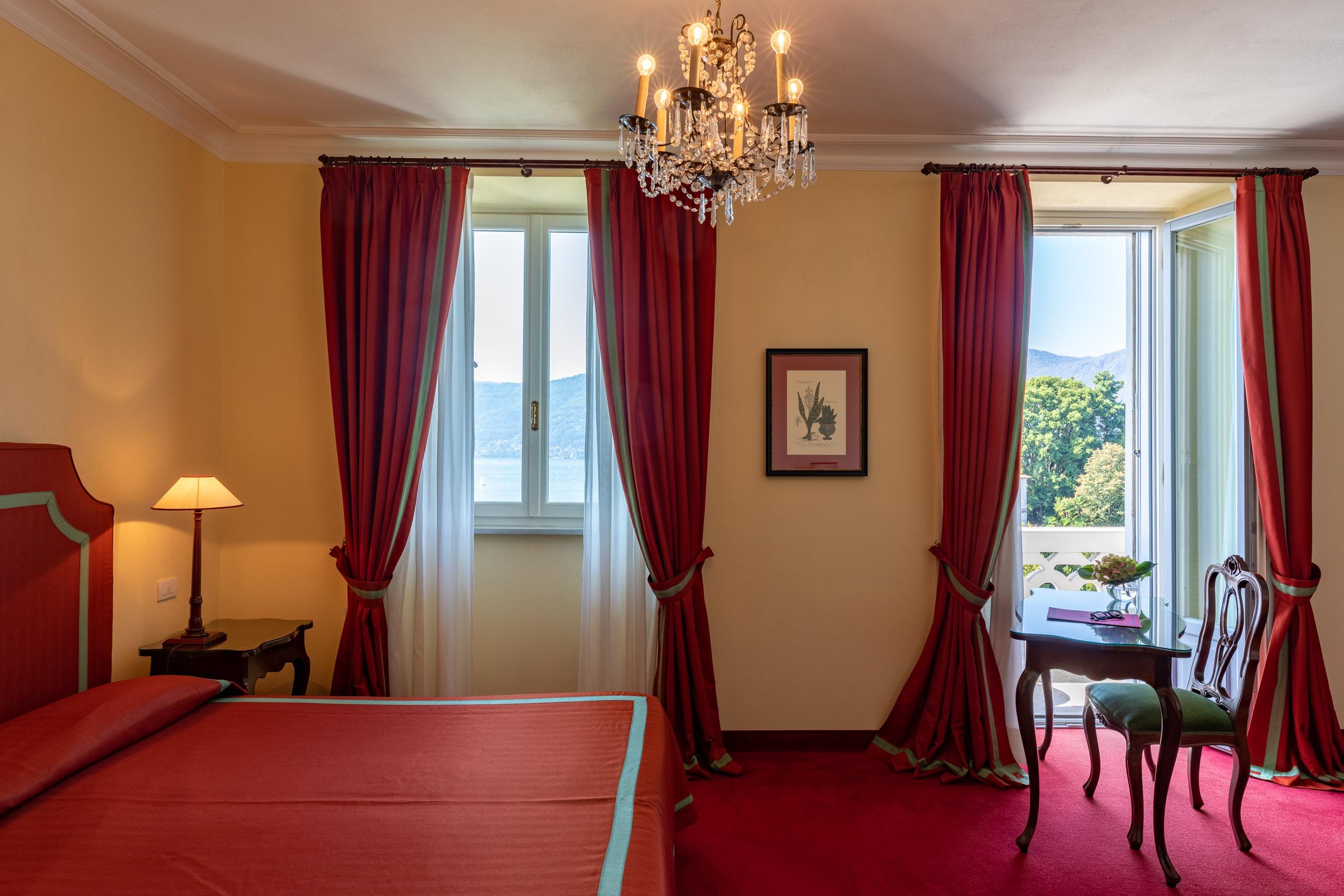 Grand Hotel Majestic แวร์บาเนีย ภายนอก รูปภาพ