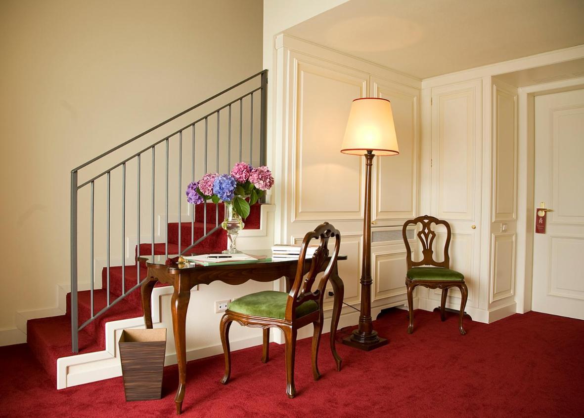 Grand Hotel Majestic แวร์บาเนีย ภายนอก รูปภาพ